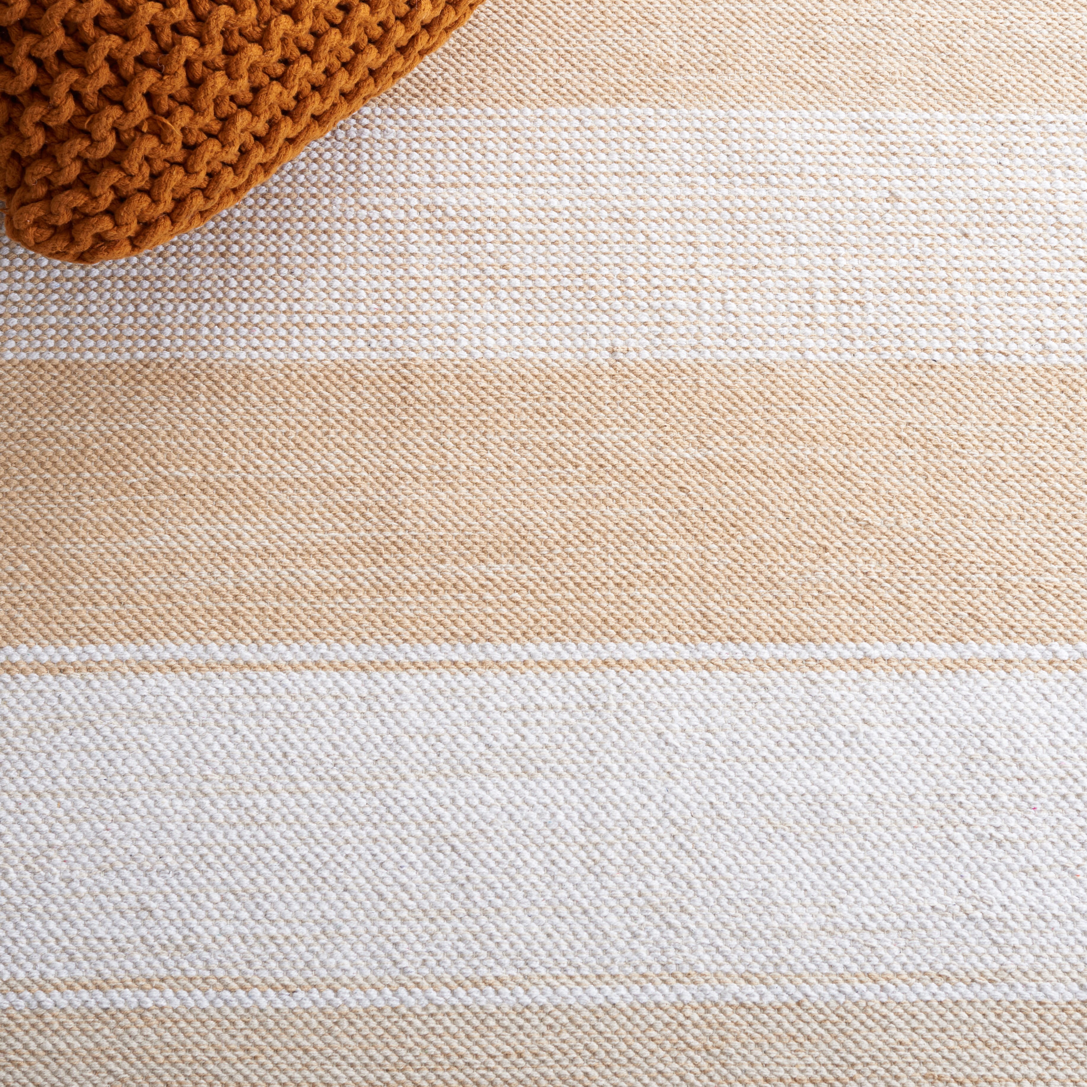 SAFAVIEH Striped Kilim Amina Striped Cotton Area Rug, Ivory/Gold, 3' x 5'