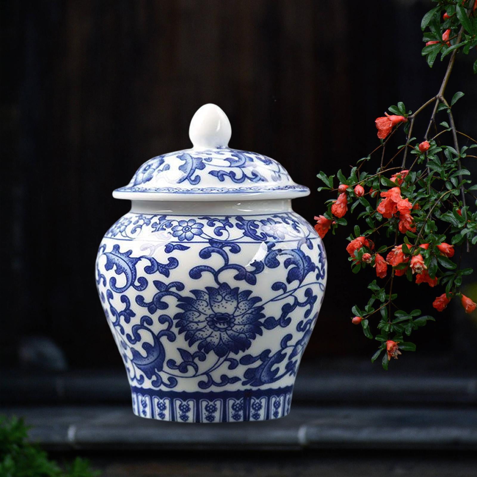 Oriental Style Blue and White Porcelain Ginger Jar Tea Storage Jar with Lid  Centerpiece Elegant Delicate Living Room Decor Fine Workmanship