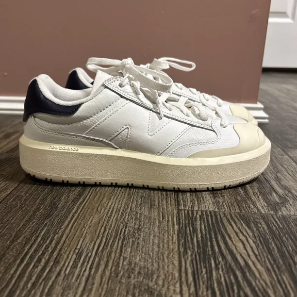 NWT New Balance CT302 White Dark Lilac CT302LC Chunky Shoes Leather Mens 7.5