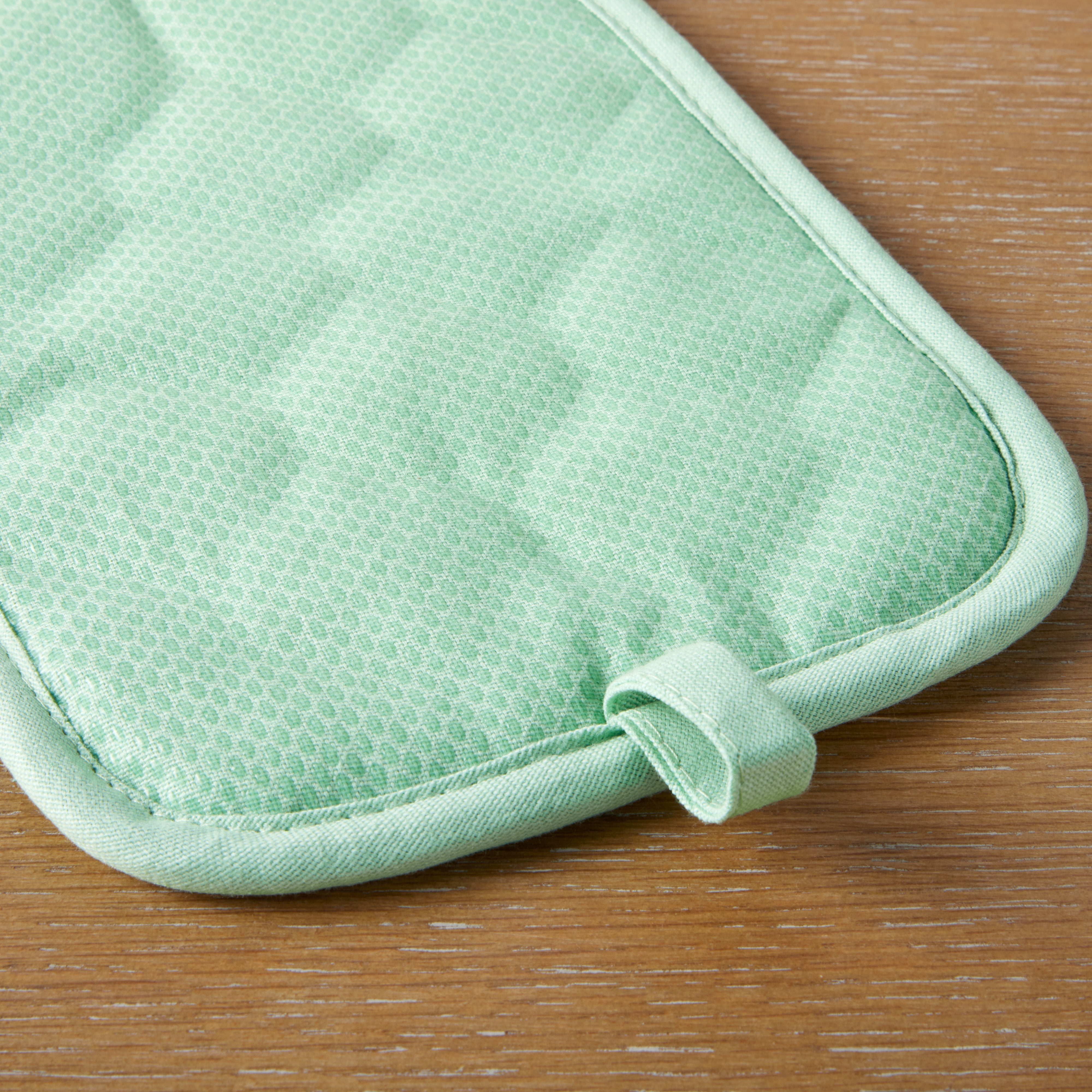Martha Stewart Daisy Stripe Pot Holder Set 2-Pack, Green, 7"x10"