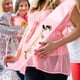 thumbnail image 5 of Kit de fajas de maternidad Xinnun, 5 unidades, corona de flores, color rosa, para baby shower, 5 of 7
