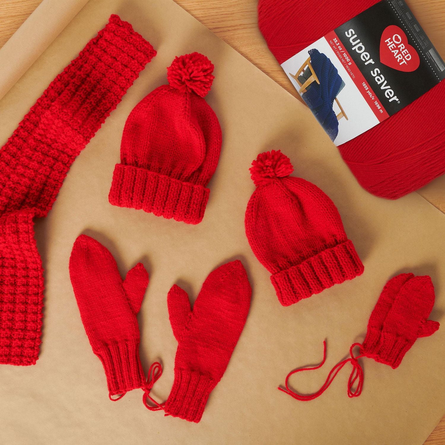 Red Heart® Super Saver®1000G Yarn, Acrylic #4 Medium, 35.3 oz/1000g, 1855 Yards