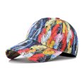 thumbnail image 1 of Gorra de béisbol unisex de algodón con estampado de plumas, 1 of 5