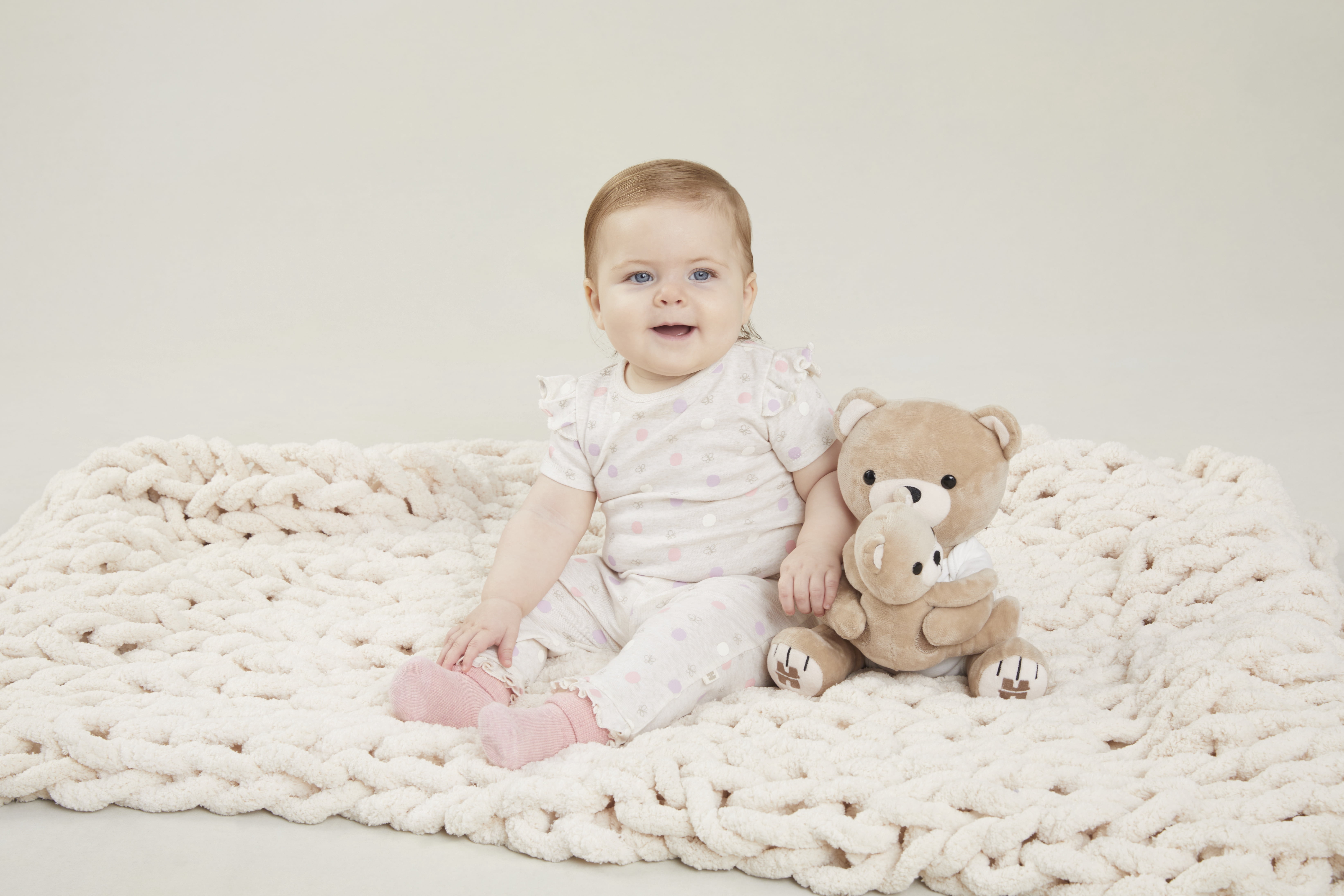 Huggies Baby Girls Butterfly 2pc Organic Cotton Bodysuit and Pant Set, Sizes NB-24M