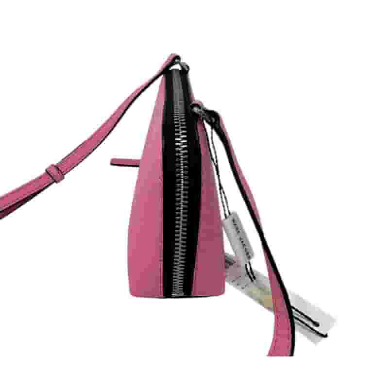 【MARC JACOBS】★バッグ★ Small Leather Crossbody Bag Marc Jacobs Small Leather Crossbody Bag in Petal Pink