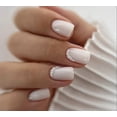 thumbnail image 1 of Press on Nails con punta curvlife, acrílico, cubierta completa, color blanco perlado, 1 of 5