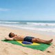 thumbnail image 5 of Toalla de playa de forro polar de doble cara: toalla absorbente de secado rápido para nadar, hacer ejercicio, bañarse y viajar., 5 of 6