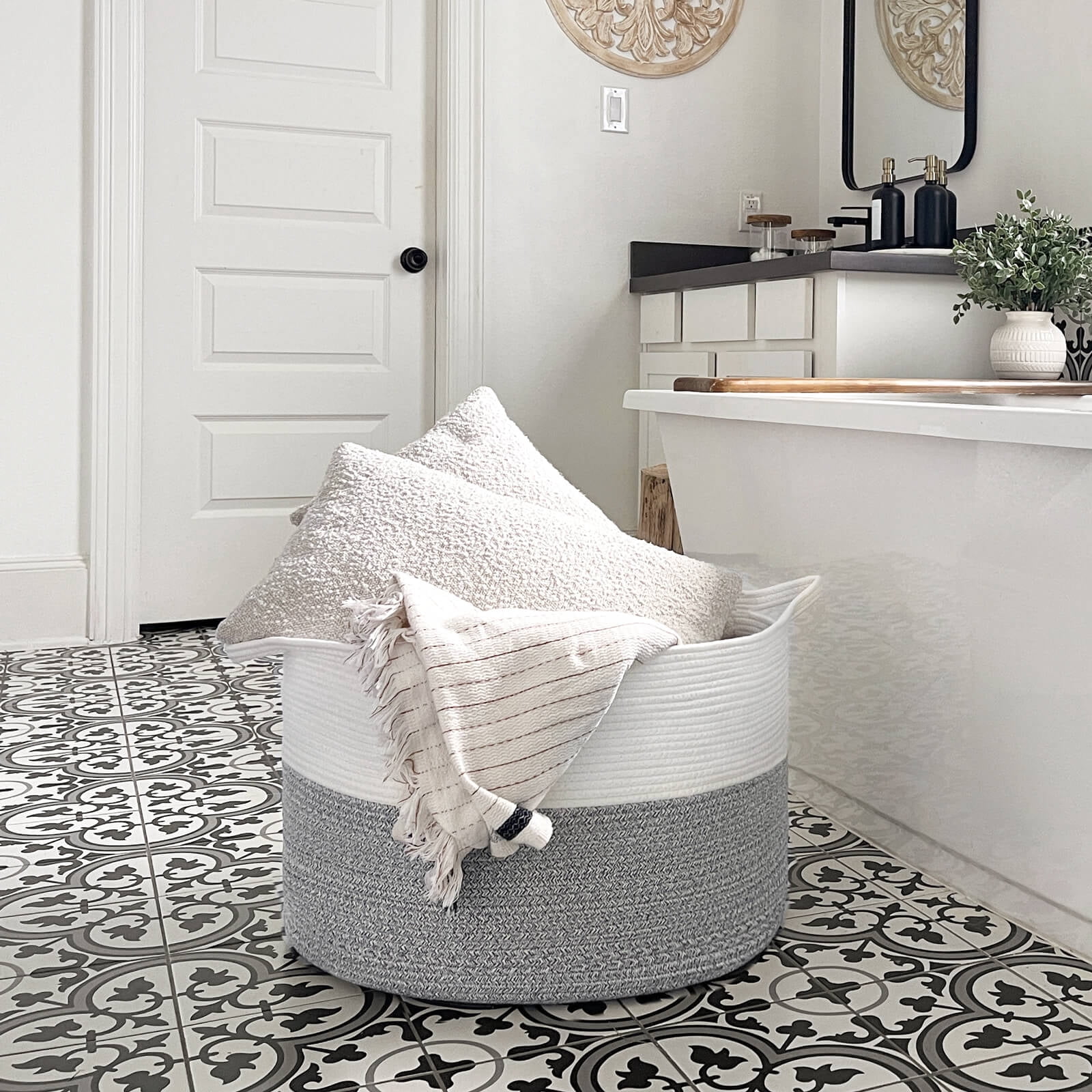 Timeyard Large Woven Laundry Hamper Basket - Decorative Storage Organizer for Living Room, Holds Toys Pillows Blankets Clothes - 21.7" x 21.7" x 13.8"-Light Grey
