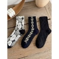 thumbnail image 1 of Otoño e invierno retro College Wind Girl Socks tubo medio calcetines largos (3 pares), 1 of 5