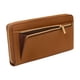 thumbnail image 4 of Billetera de Mano Fossil Logan de Cuero con Protección RFID en Color Saddle, 4 of 5