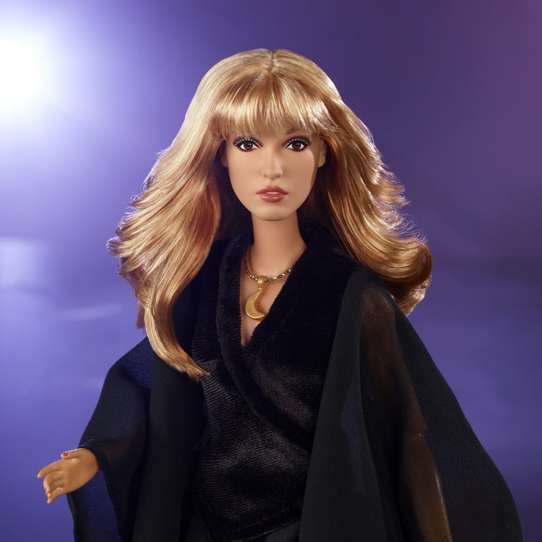 Mattel Barbie Signature Looks Doll Model 6 Victoria, Tall, Blonde