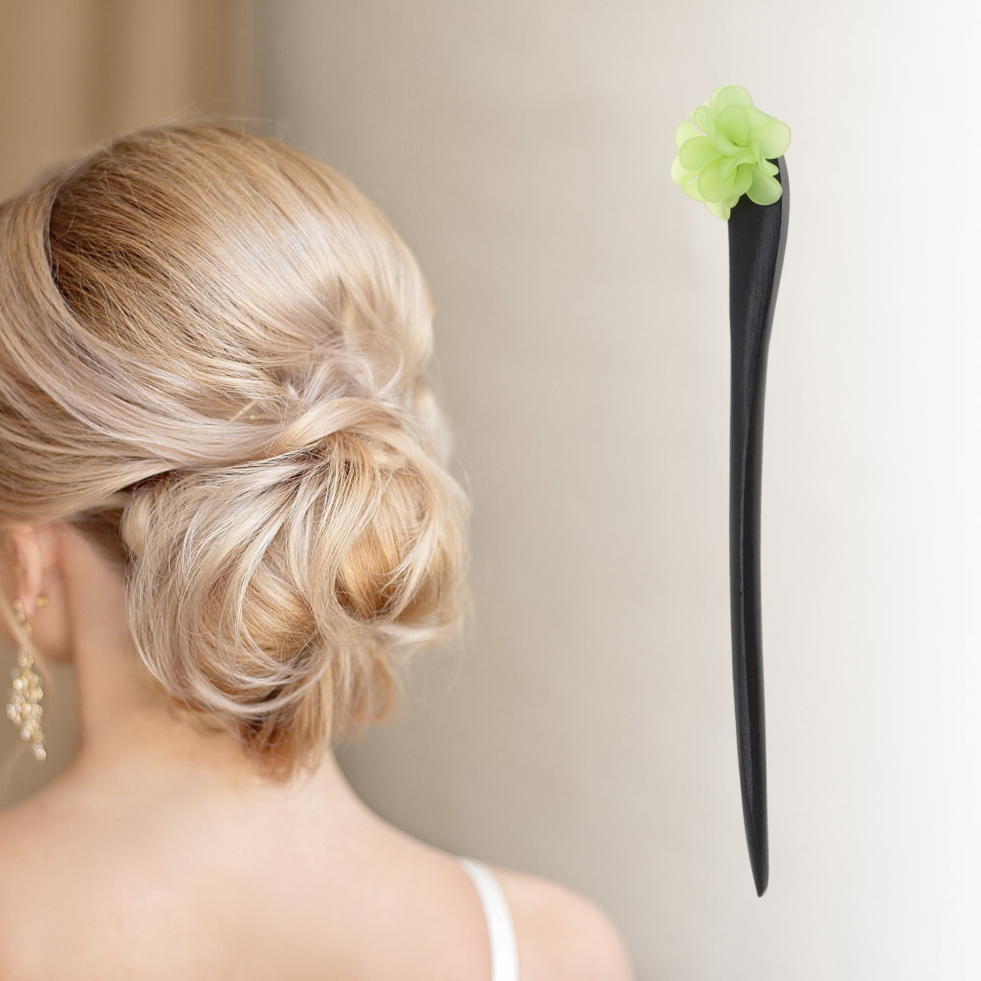 Unique Bargains Simple Comfortable No Slip Flower Hair Chopstick for Women 1 Pc White