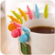 thumbnail image 1 of Paquete de 10 pinzas de silicona con forma de caracol para bolsitas de té: bonitos y coloridos soportes para el borde de las tazas., 1 of 1