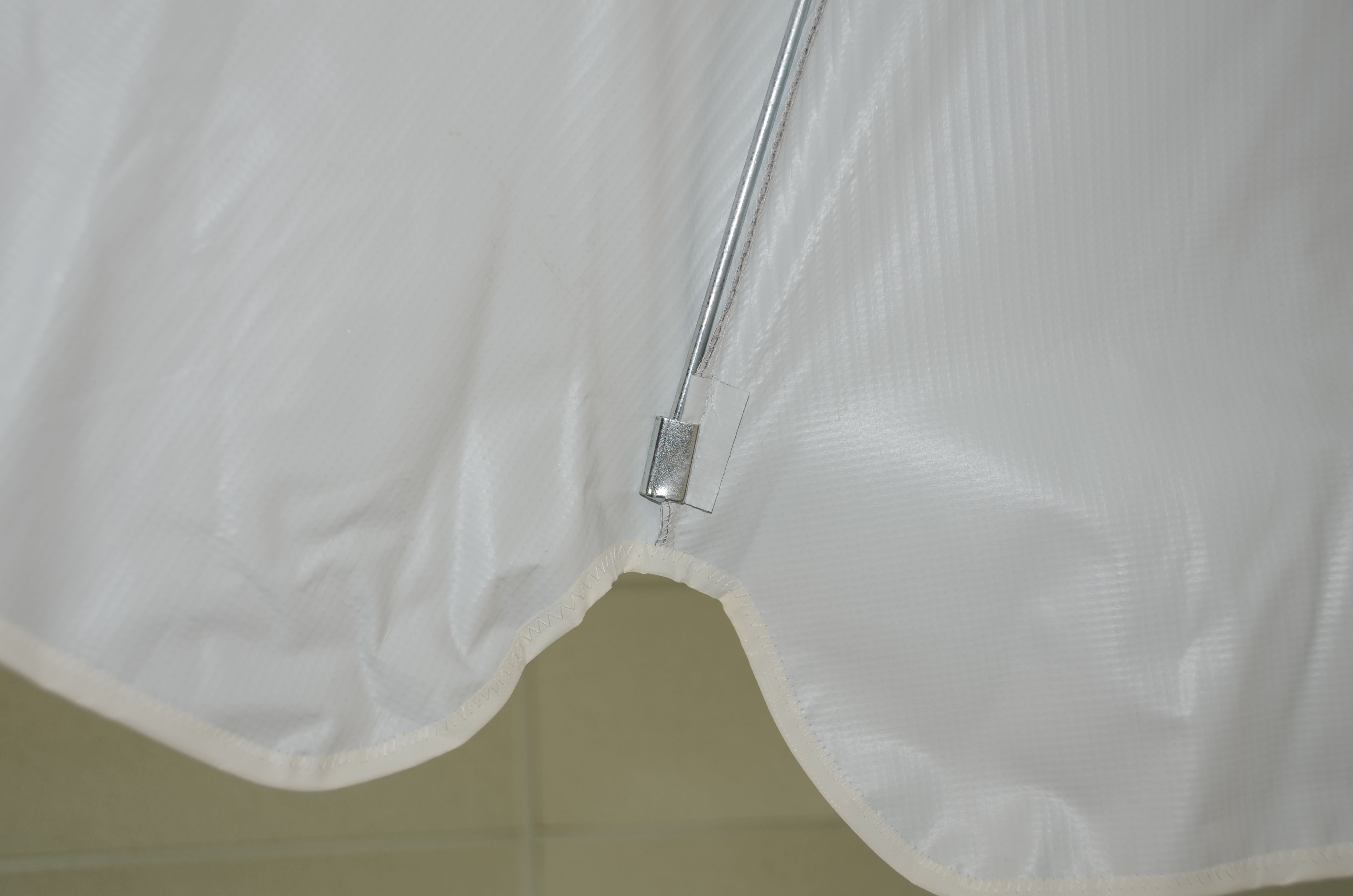 Umbrella - Rhino 7' White Vinyl Top Aluminum Pole