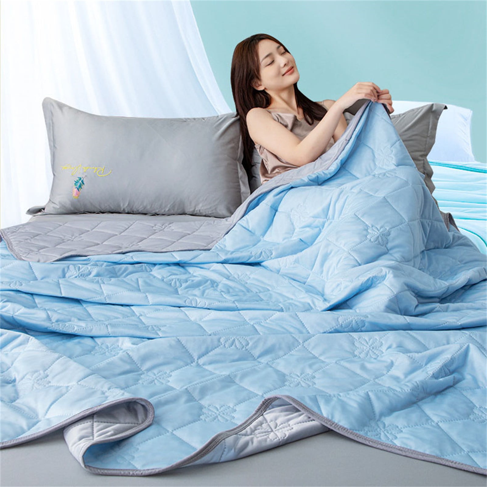 Satin Zzzhen Weighted Blanket Weighted Blankets Can Make You Fall Asleep  Faster—Here Are The
