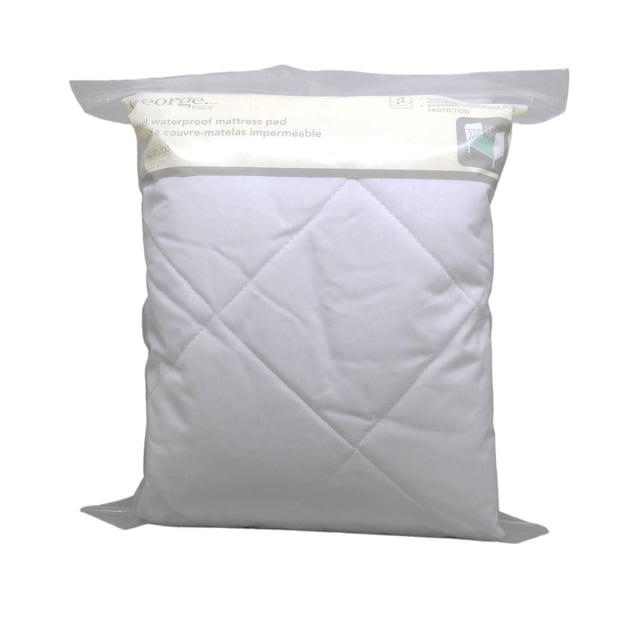 muni de couvre-matelas imperméable