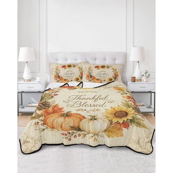 Quilts Full Size, Thanksgivingl Soft Comforter Bedding Set for Bed, Fall Pumpkin Maple Flower Wreath Rustic Beige Lightweight Quilted Bedspread with Pillow Cover(2 Pieces) for All Season, 78x90 Inch