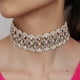 thumbnail image 5 of Gargantilla de lujo con diamantes de imitación de cristal y flores huecas, collar de cadena de oro para mujer, joyería de boda para regalo de fiesta, 5 of 5
