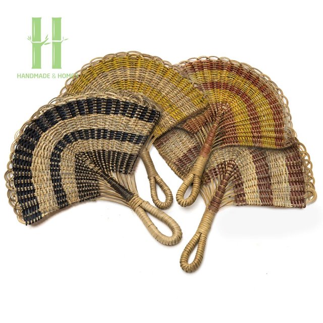 Decoración colgante de pared de ventilador de ratán Natural más vendida para decoración del hogar, decoración de pared de ratán tejido de mimbre, hecha a mano OEM hecha a mano en Vietnam