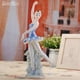 thumbnail image 2 of Porcelana decorativa mujer MadameMercier 2pzas 12x30x12cm Frente x Alto x Fondo Porcelana Artesanal, 2 of 2