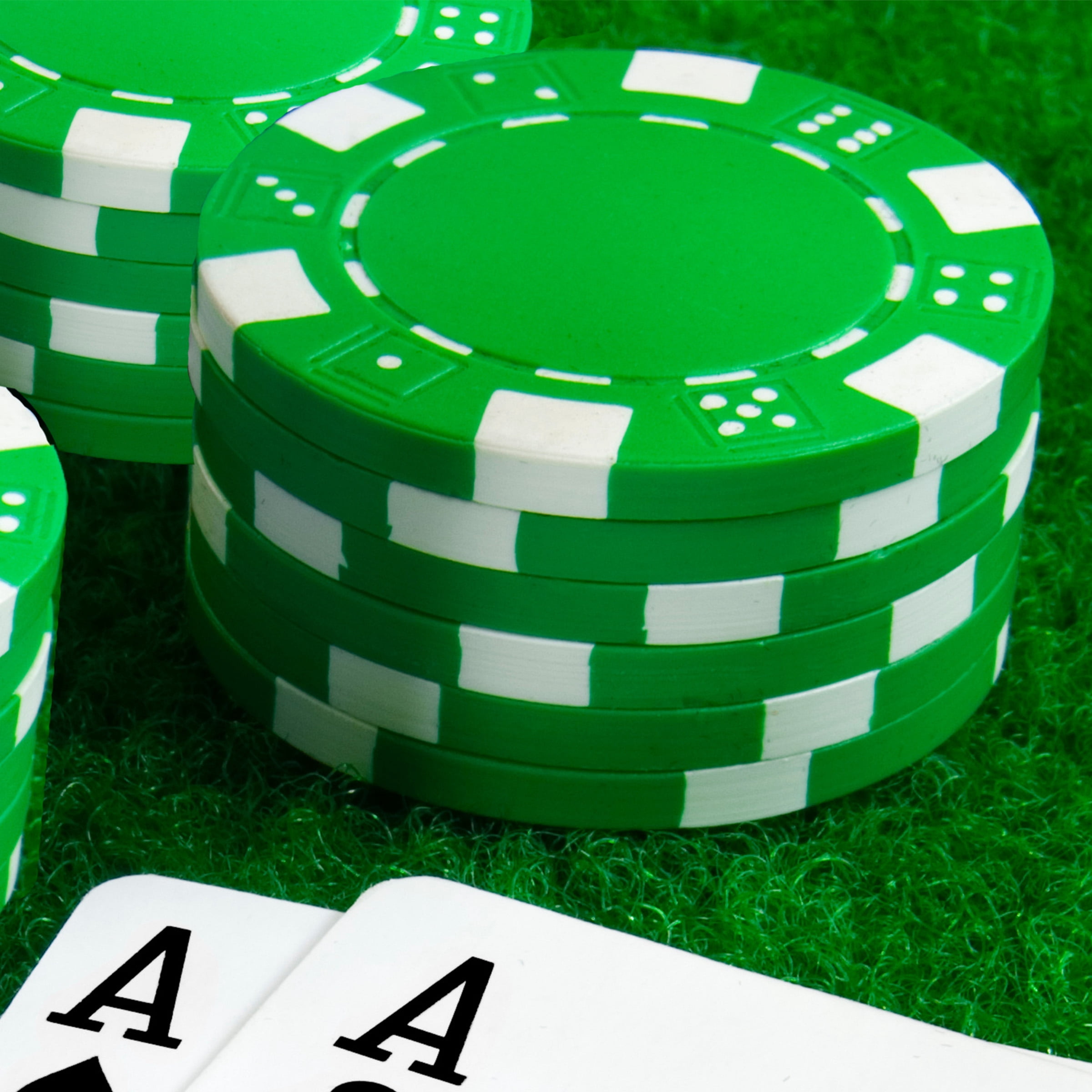 trademark poker 100 striped chip, 11.5gm, green