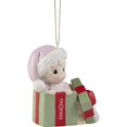 thumbnail image 4 of Precious Moments 221005 Adorno De Porcelana Bisque Para Niña Con Fecha De La Primera Navidad De 2022 Del Bebé, 4 of 4