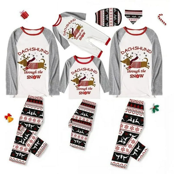 Pijama familiar navideño a juego Conjunto de pijama gris de perro salchicha a través de la nieve