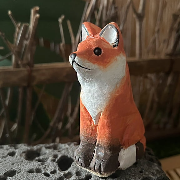 Hugtrea Wooden Fox Figurine Hand Carved Fox Sculpture Small Forest Animal Desktop Ornament for Home Office Table Shelf Decor