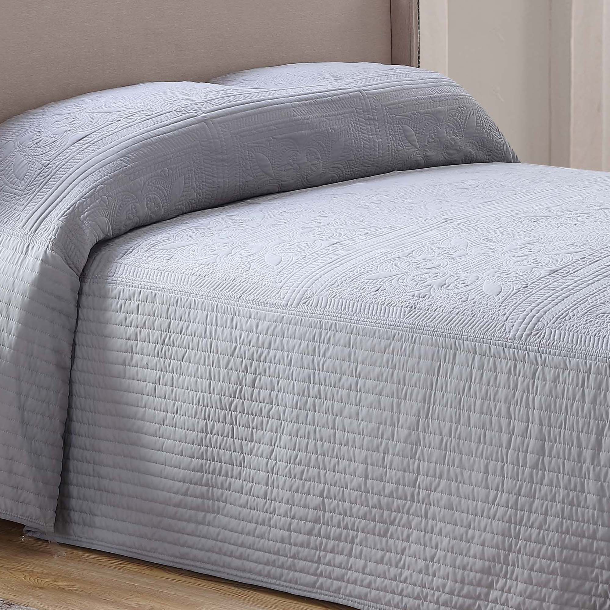 French Tile Quilted Gray Full Bedspread