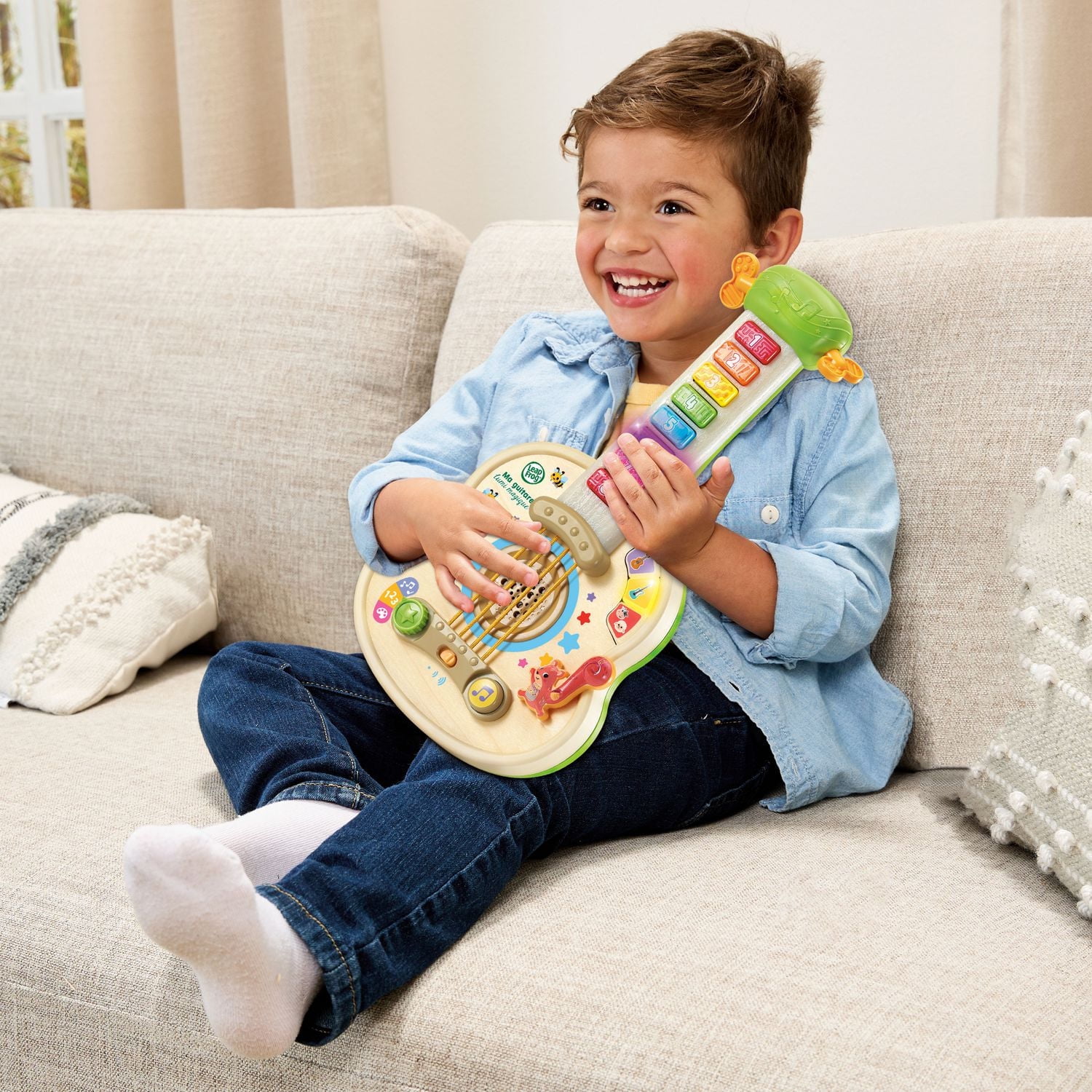LeapFrog® Strum & Count Wooden Guitar™ - Musical Toddler Toy - French Version, 18+ Months, 18+ Months