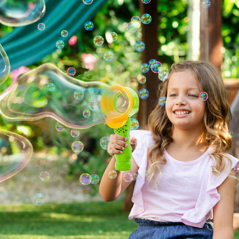 Gazillion Bubbles Bubble Wand Bladeless Fan with 118 mL Solution