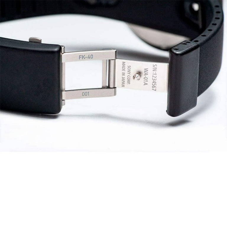 Sony combine bracelet connecté Wena Wrist et horlogerie classique