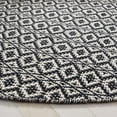 thumbnail image 3 of SAFAVIEH Montauk Corrine Geometric Cotton Area Rug, Ivory/Black, 6' x 6' Round, 3 of 7
