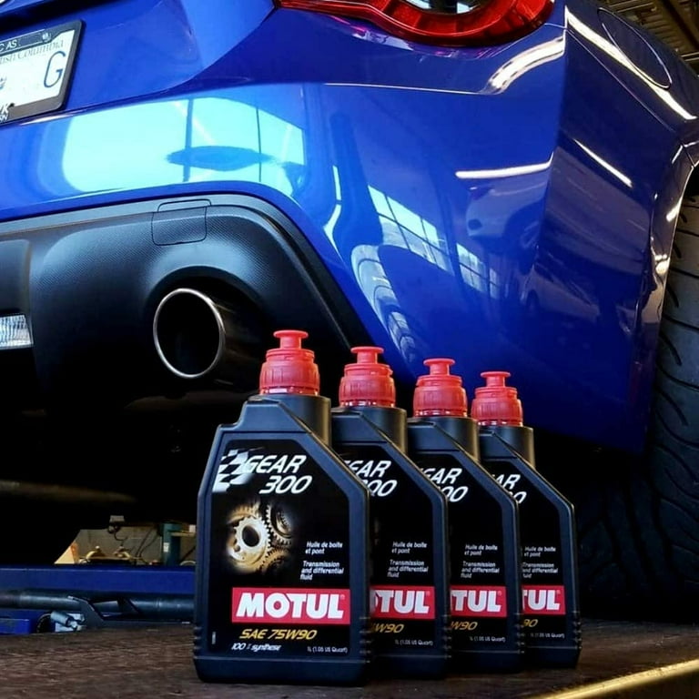Motul Gear 300 75W-90 SynTransmission Fluid Oil - 4 pack. (4