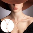 thumbnail image 2 of Collier pour Femmes Mode Design Spécial Diamant Acier Titane Brillant Collier Clavicule Collier Croisé, 2 of 5
