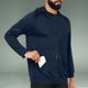 thumbnail image 2 of Blusa de manga larga con capucha para hombre, color liso, informal, holgada, a la moda, elástica, deportiva, con cremallera y bolsillo, blusa de manga larga con capucha, blusa de poliéster para hombre, 2 of 5