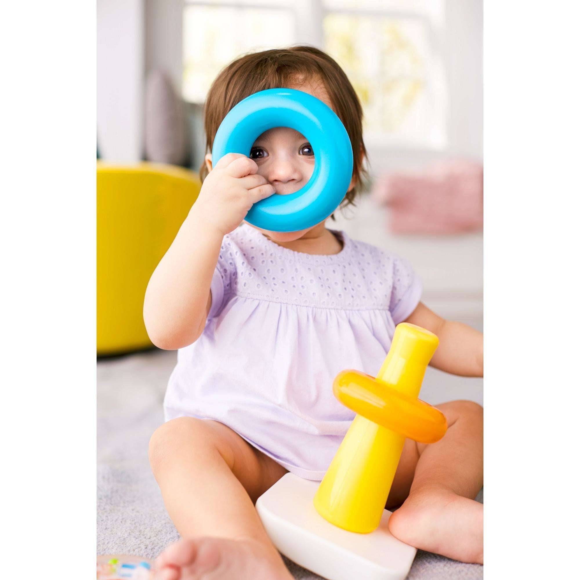 Fisher-Price Baby Stacking Toy Rock-a-Stack, Roly-Poly Base with 5 Colorful Rings for Ages 6+ Months