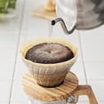 thumbnail image 4 of Cafetera de goteo HARIO V60 tamaño 01 de vidrio y madera de olivo, 4 of 7