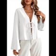 thumbnail image 3 of Camisa Y2K para Mujer, Blusa con Mangas Acampanadas y Cuello en V, Estilo Casual. S, 3 of 8