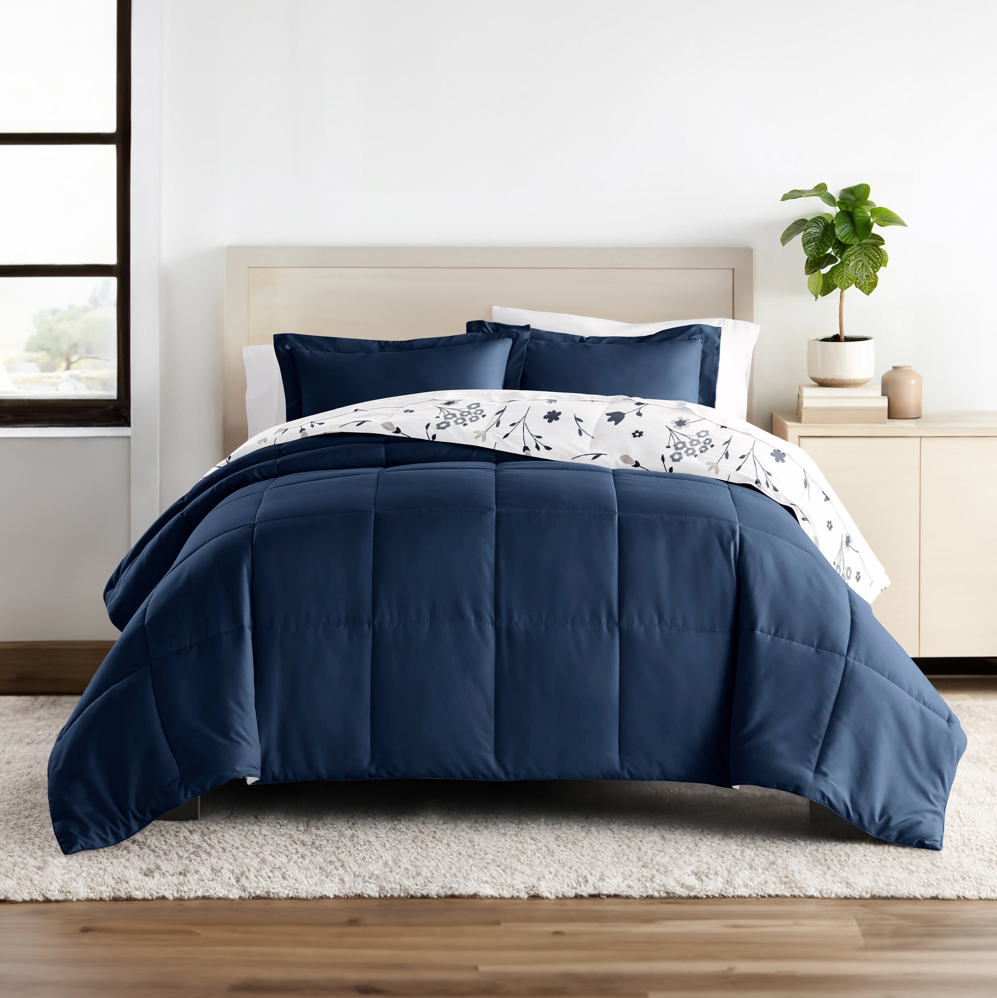 All Season Ultra Soft Comforter Set Lightweight Bedding in Pink/Navy Floral for Twin/Twin XL Size by Comfort Canopy