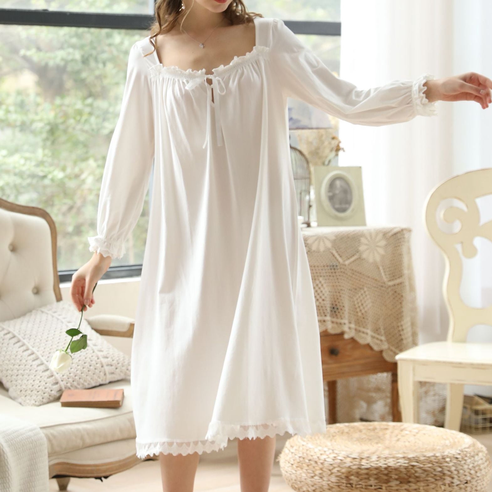 chinese dress ladies Women's Mulberry Silk White Cosette Night Dress with Lace