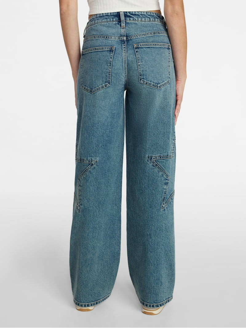 No Boundaries Mid-Rise Star Jeans, 31