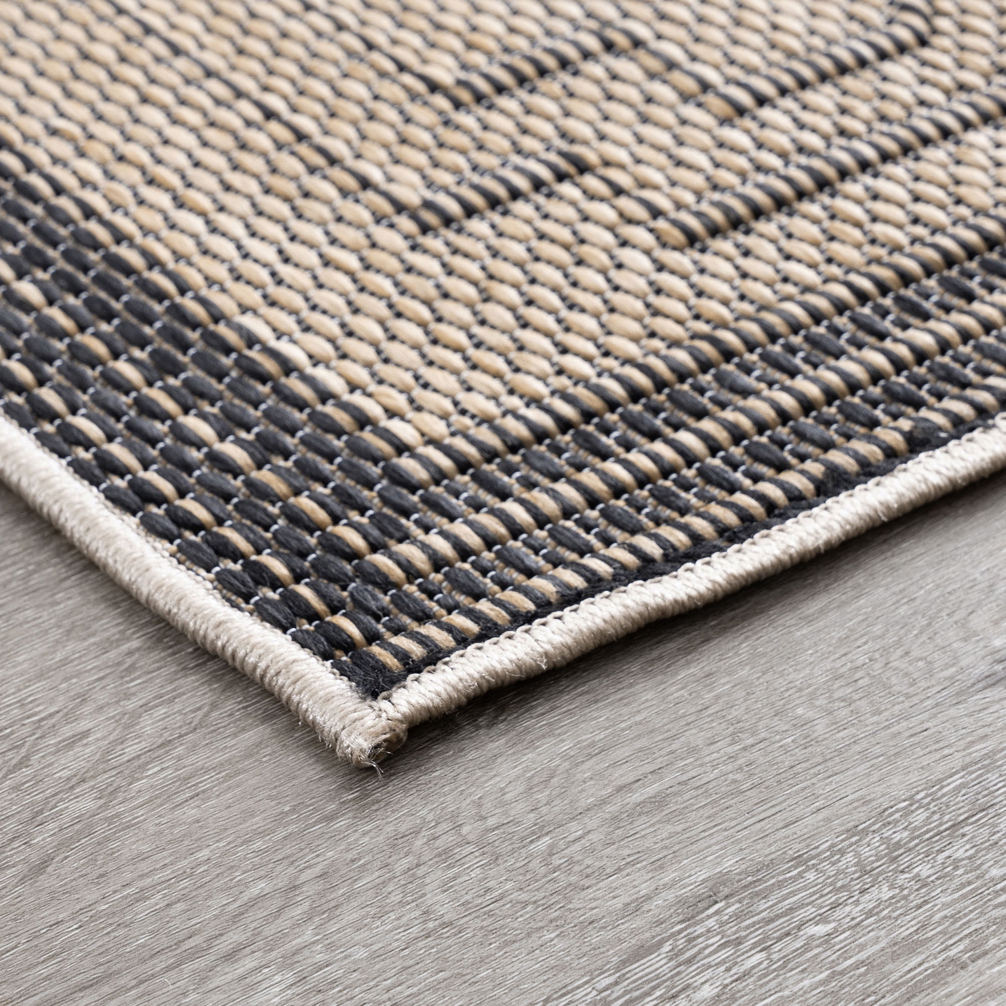 Bliss Rugs Bailey Transitional 5' x 7' Black and Natural Indoor Outdoor Area Rug
