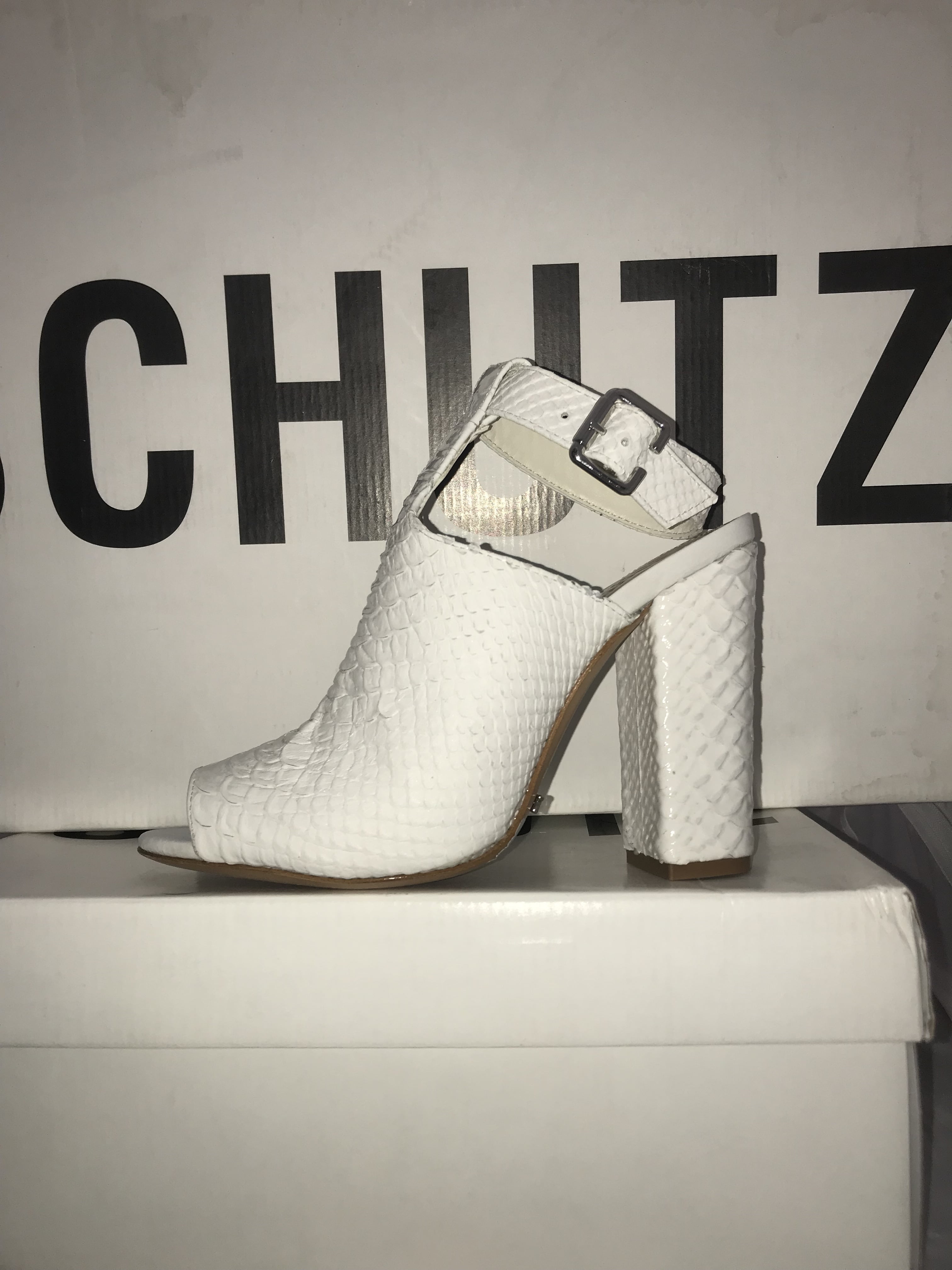 schutz white pumps