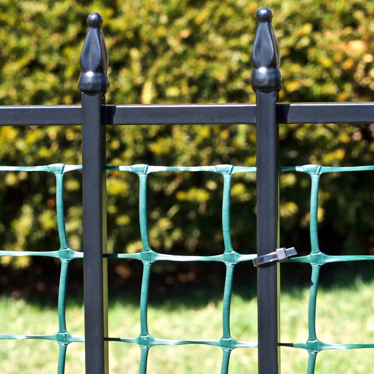 (2 pack) Garden Craft 24in H x 25ft L Green Plastic Fence