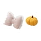 thumbnail image 5 of Cojín de lazo bonito, almohada suave con forma de lazo, cómodo adorno de calabaza para uso decorativo en sala de estar, dormitorio, oficina., 5 of 8