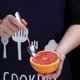 thumbnail image 3 of Juego de cucharas para pomelo YONGSHENG acero inoxidable plateado, 3 of 4