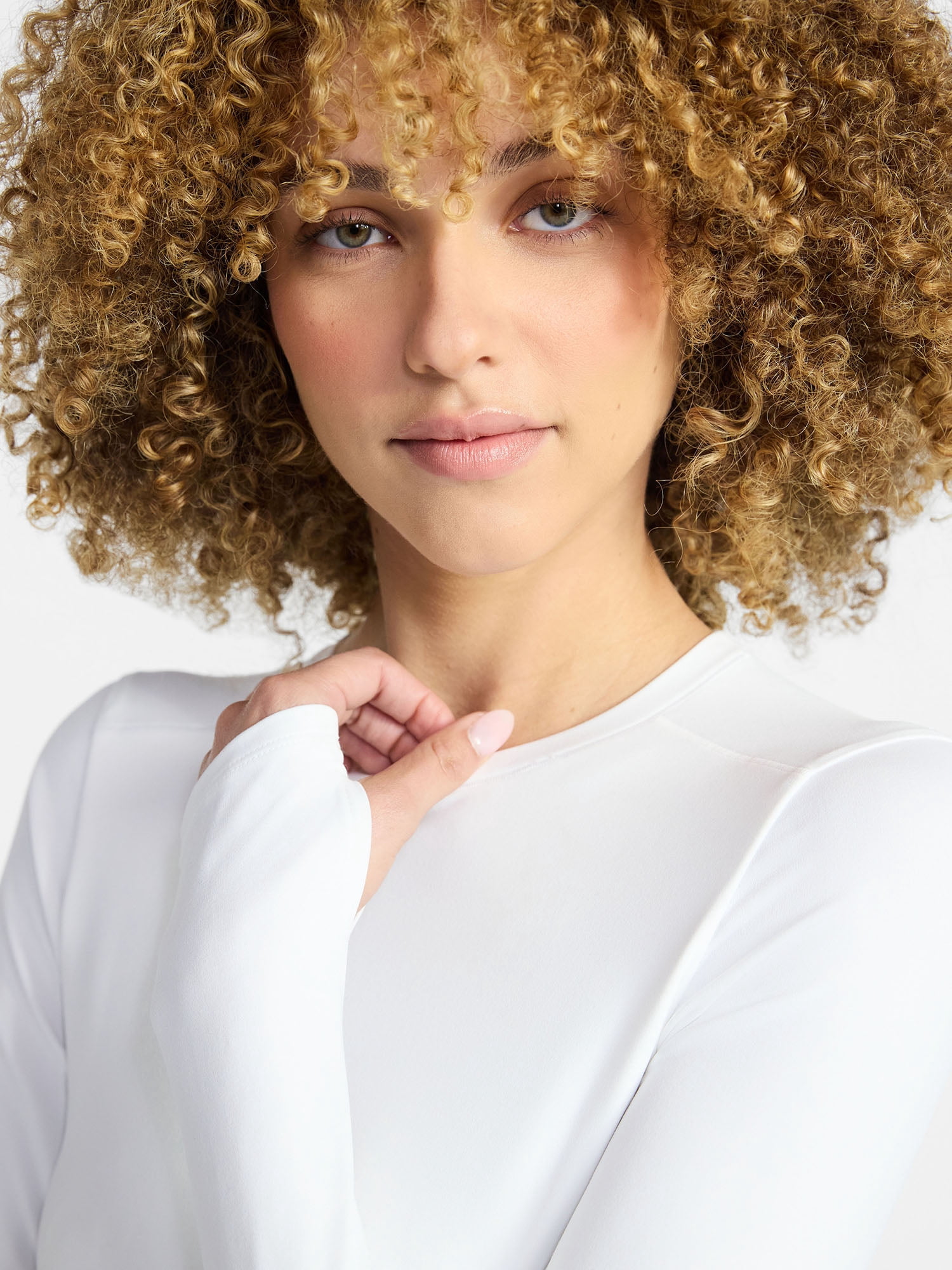 Avia Women's and Women's Plus SoftSculpt Long Sleeve Tee, Sizes XS-4X