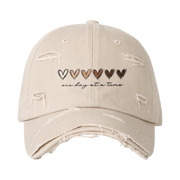 Women Distressed Baseball Cap, Heart Embroidered Adjustable Dad Hat Washed Cotton Curved Brim Vintage Summer Cap for Women Outdoor Sports Travel Beach Hiking Camping Low Profile