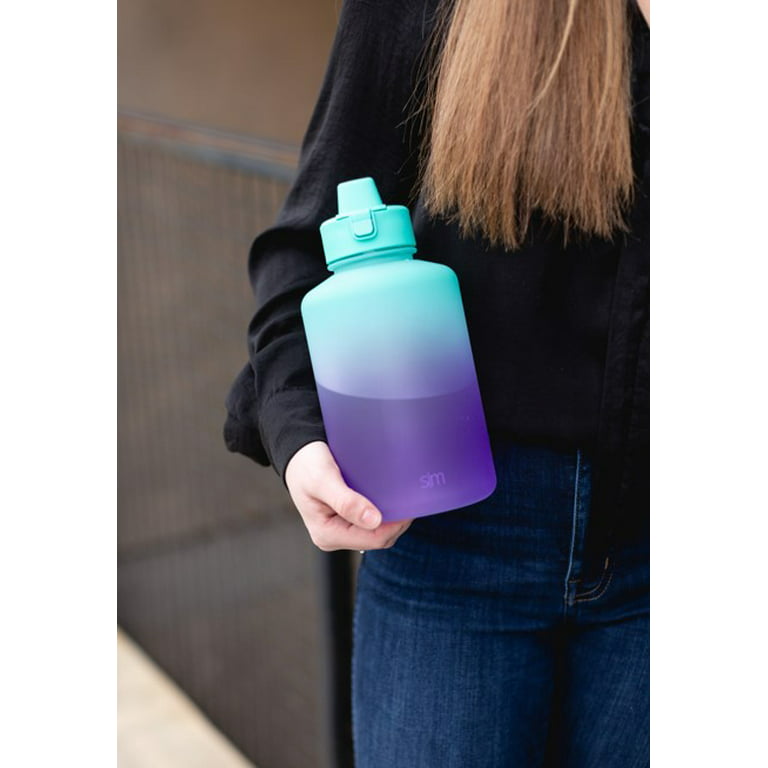 Simple Modern Plastic Water Bottle with Silicone Straw Lid with